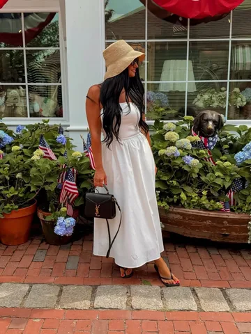 kaylamoliveira Instagram post about Summer fashion