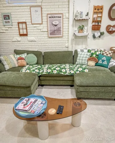 kayleens_coffee Instagram post about Living room decor