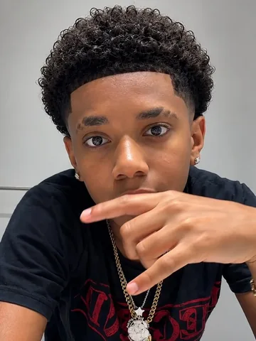 kddakid5 Instagram post about Haircut reveal