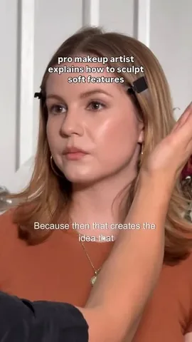 _kellygooch Instagram post about Makeup tips