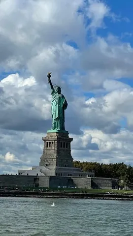 kellyn_mcmullan Instagram post about Smartphone camera comparison