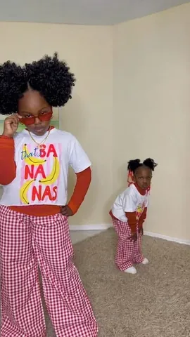 kelsgorgeous Instagram post about Matching sisters' outfits