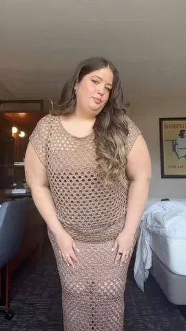kelssjourney Instagram post about Curvy fashion
