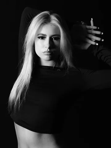 Kennedy Paige (Jamie Nix/Mom) Instagram post thumbnail