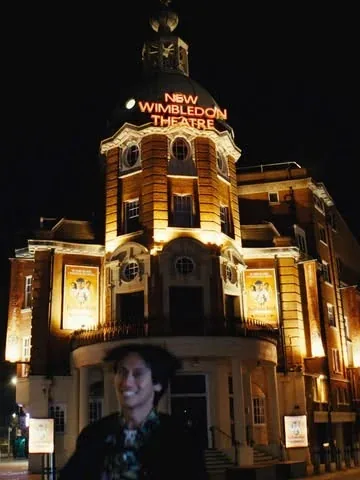 keonemadrid Instagram post about Theatre review