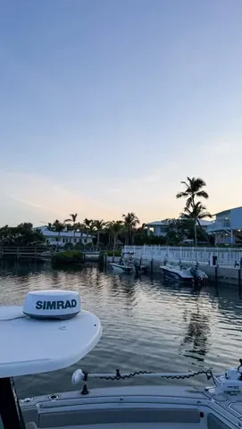 kerenswan Instagram post about Family vehicle