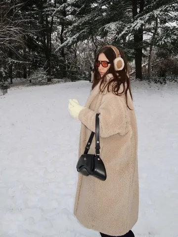kislova.beauty Instagram post about New York winter scenery