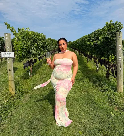 Kendra Hernandez Instagram post thumbnail