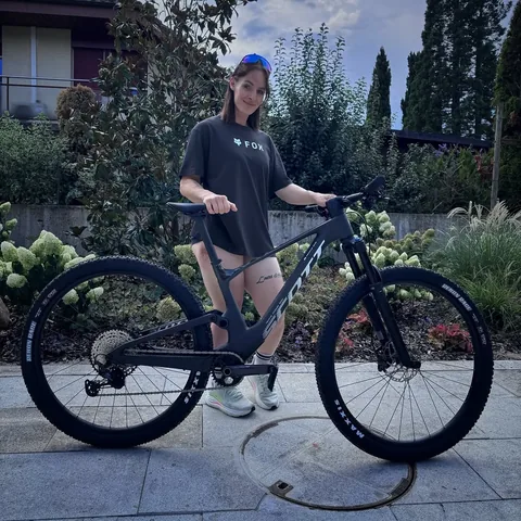kolly_amandine Instagram post about Mountain biking and training