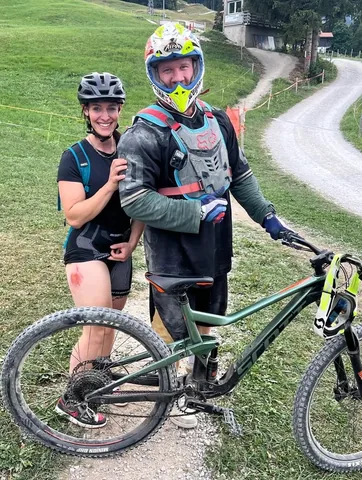 kolly_amandine Instagram post about Athlete transition and mountain biking
