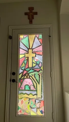 kristencombo Instagram post about Holy Week family craft