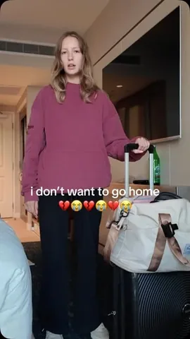 kurzawa_karina Instagram post about Los Angeles vlog