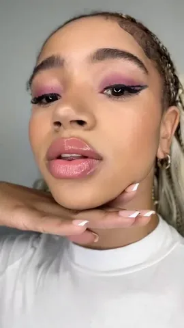 kyndallharris Instagram post about Makeup product demonstration