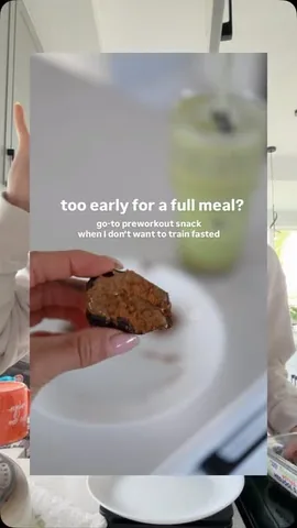 lainijojo Instagram post about Pre workout nutrition