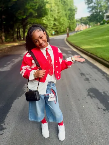 lanilove_ Instagram post about Back to school milestone