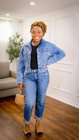 lapassionvoutee Instagram post about Postpartum fashion