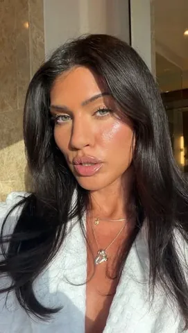 La’Tecia🧚🏼‍♂️ Instagram post thumbnail