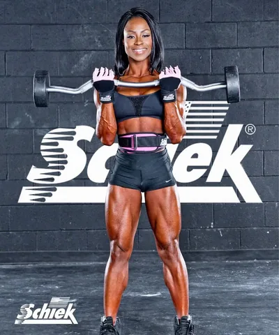 latoryawatts Instagram post about Weightlifting gear