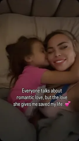 laurendrainfit Instagram post about Mother daughter relationship