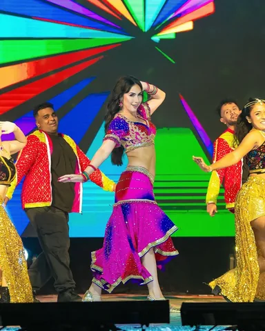 laurengottlieb Instagram post about Taste of India performance