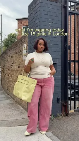 laurennicolefk Instagram post about Workwear outfit