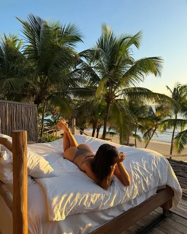 laurenwolfe Instagram post about Summer travel