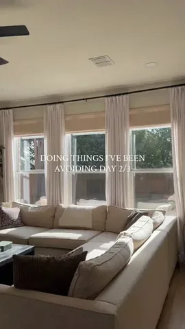 laurynlately Instagram post about Window cleaning service