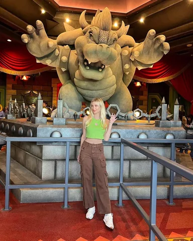 laviishlily Instagram post about Super Nintendo World visit