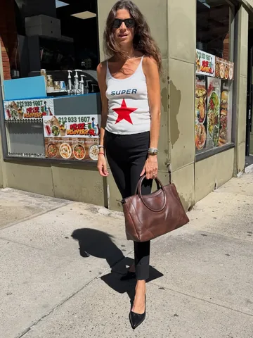 leandramcohen Instagram post about Fashion