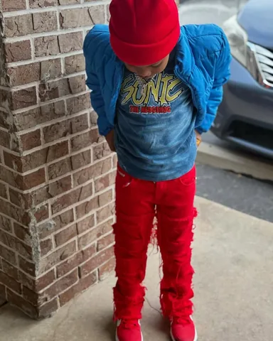 legendisflyy Instagram post about Children's fashion