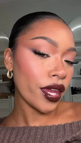 leilanigreen Instagram post about Fall lip combinations