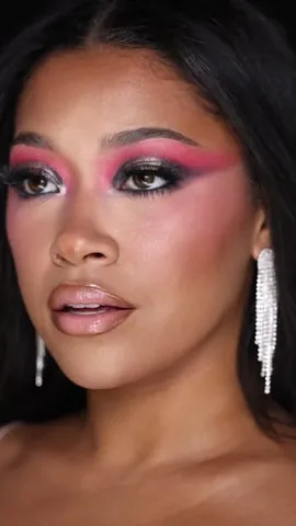 leilanigreen Instagram post about Pop star eye makeup