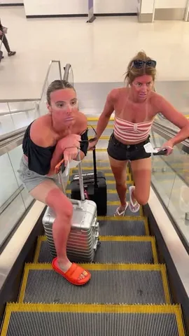 lelepons Instagram post about Vacation mishap