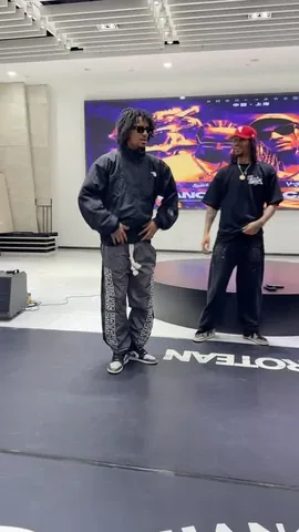 lestwinsoff Instagram post about Shanghai