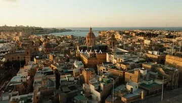 _letsescapetogether_ Instagram post about Malta travel