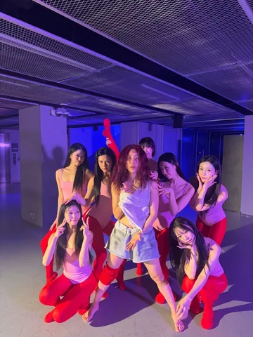 liakimhappy Instagram post about Emotional storytelling
