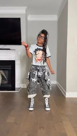 lil_raspberrry Instagram post about Fashion styling