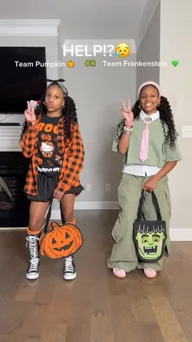 lil_raspberrry Instagram post about Halloween fashion