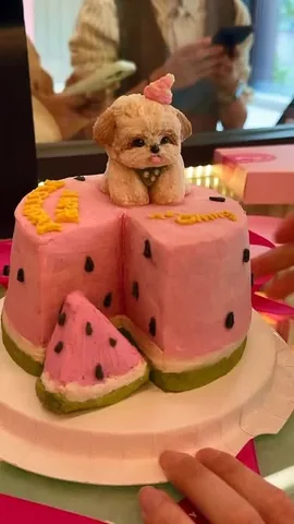 littleyetichingching Instagram post about Birthday party