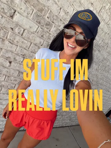 livingmybeststyle Instagram post about Amazon fashion finds