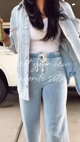 livingmybeststyle Instagram post about Fall outfit styling