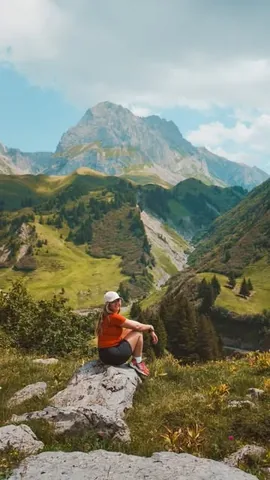 livingourmemories Instagram post about Lech Zürs travel guide