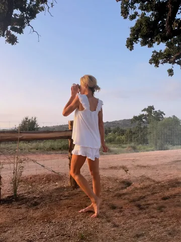 livingwithlandyn Instagram post about Morning routine