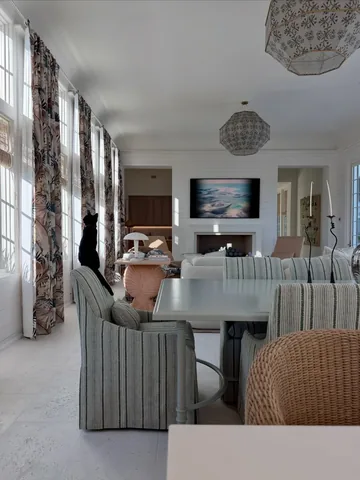 LIVING WITH LANDYN Instagram post thumbnail