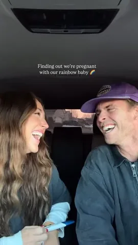 lobeeston Instagram post about Pregnancy announcement
