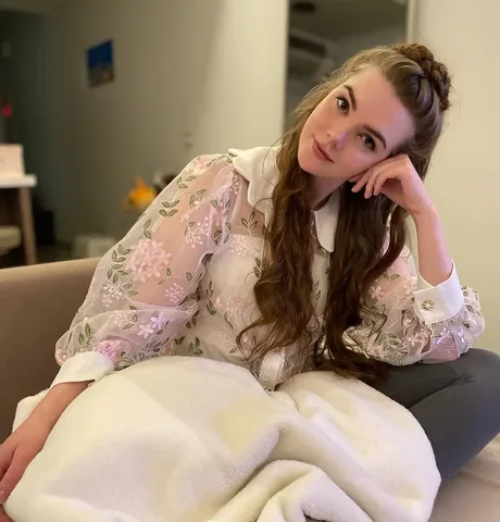 loeya Instagram post about Birthday