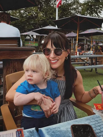 _lomeyer_ Instagram post about Family life update