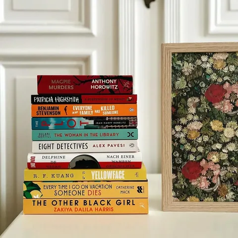 lottelikesbooks Instagram post about Literary mysteries and thrillers