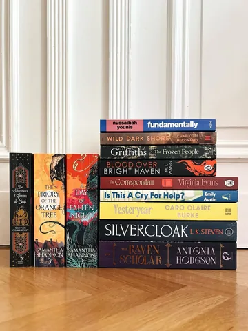 lottelikesbooks Instagram post about Favorite books of 2026