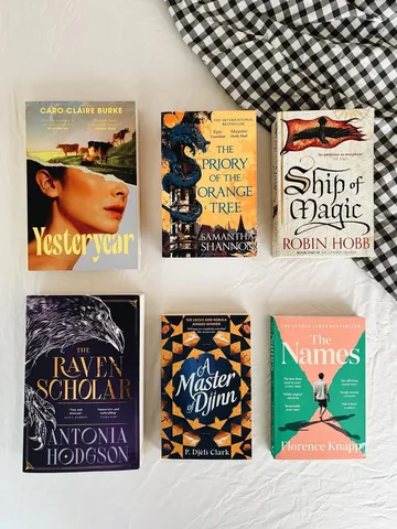 lottelikesbooks Instagram post about April reading wrap up
